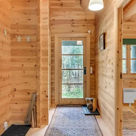 Pet Friendly In With Kitchen Holiday home *